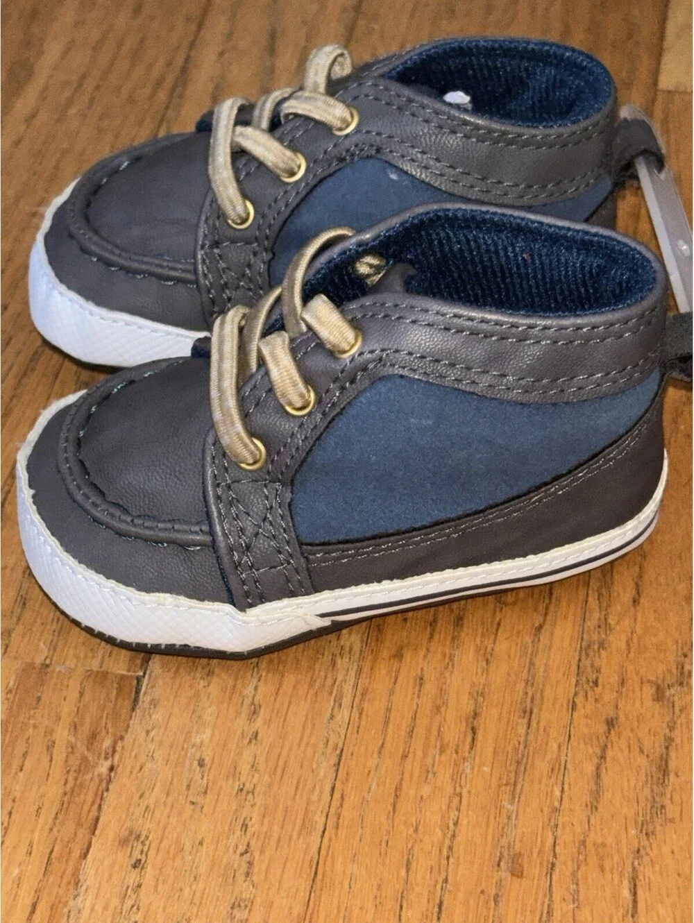 Carters boys shoes 3-6 months baby